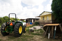 Belize citrus farms for sale-brand new John Deere
