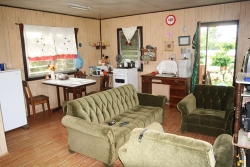 livingroom from sidedoor