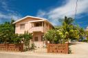 Large beautiful Hopkins House near the beach